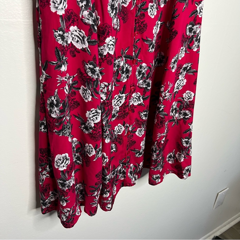 Torrid New Acas Flutter Sleeve Button Front Mini … - image 6